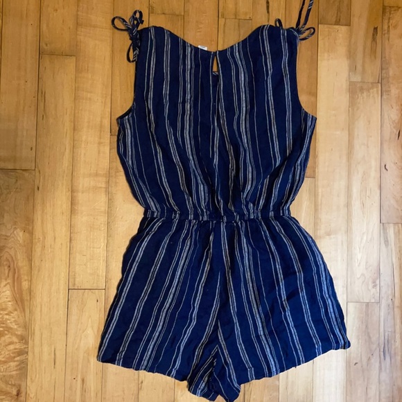 Linen Romper - Picture 2 of 2